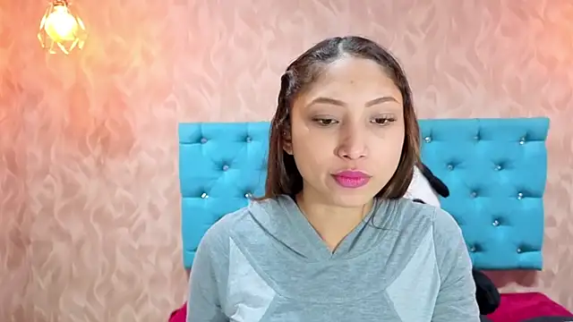 MadelineDoll online show from 3, 4, 2026