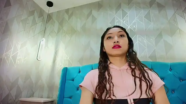 MadelineDoll online show from 30, 5, 2026
