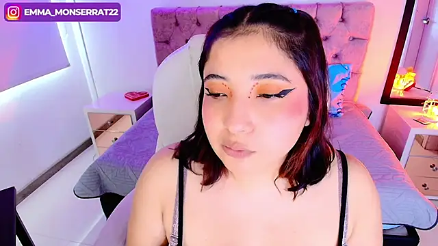 Snapshot of Emma_monserrat chatting on 10, 9, 2025 Emma monserrat online show from 10, 9, 2025