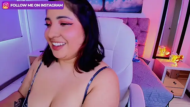 Snapshot of Emma_monserrat chatting on 20, 9, 2025 Emma monserrat online show from 20, 9, 2025