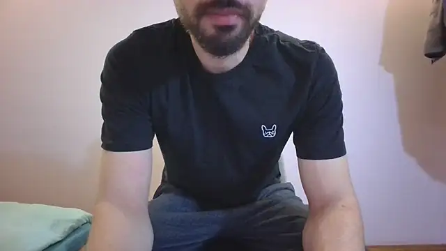 Snapshot of Turkboy_17 chatting on 31, 12, 2024 Turkboy 17 online show from 31, 12, 2024