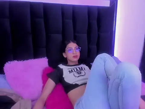 Im saturno online show from 27, 9, 2025