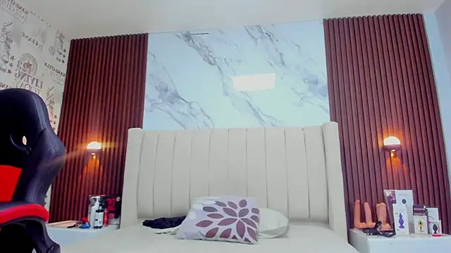 CAMILAGRAY online show from 7, 2, 2026