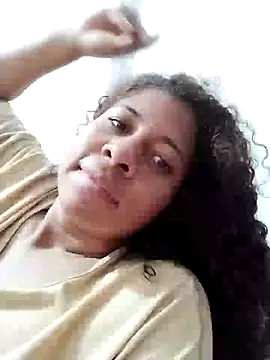 Snapshot of Ivon-09 chatting on 31, 12, 2024 Ivon-09 online show from 31, 12, 2024