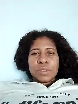 Snapshot of Ivon-09 chatting on 1, 1, 2025 Ivon-09 online show from 1, 1, 2025