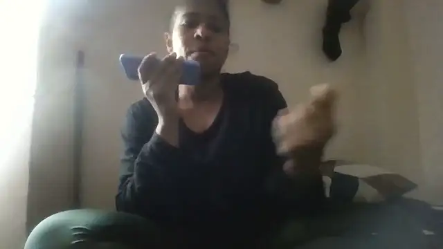 Snapshot of Ivon-09 chatting on 25, 1, 2025 Ivon-09 online show from 25, 1, 2025