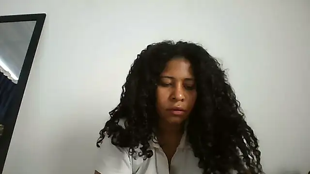 Snapshot of Ivon-09 chatting on 30, 9, 2025 Ivon-09 online show from 30, 9, 2025