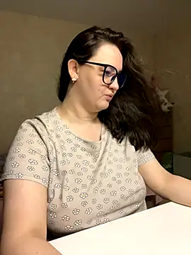 hungry1bunny online show from 7, 11, 2025