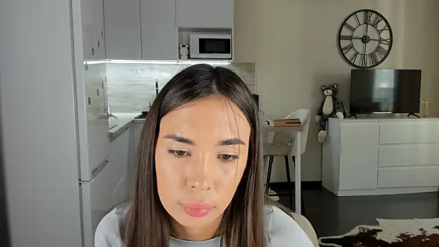 nilliluv online show from 3, 10, 2025