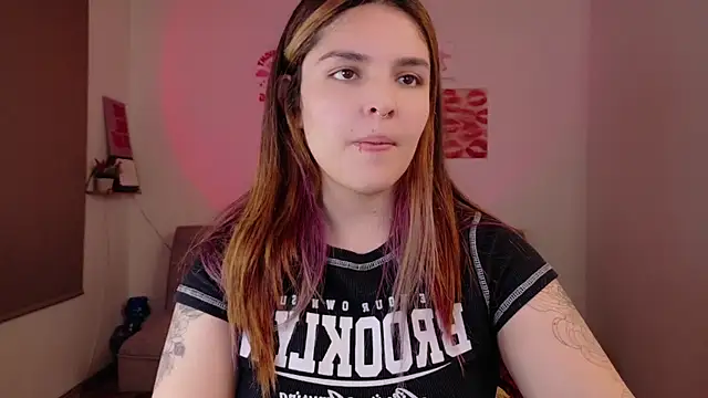 Snapshot of Mariangeel chatting on 27, 10, 2025 Mariangeel online show from 27, 10, 2025