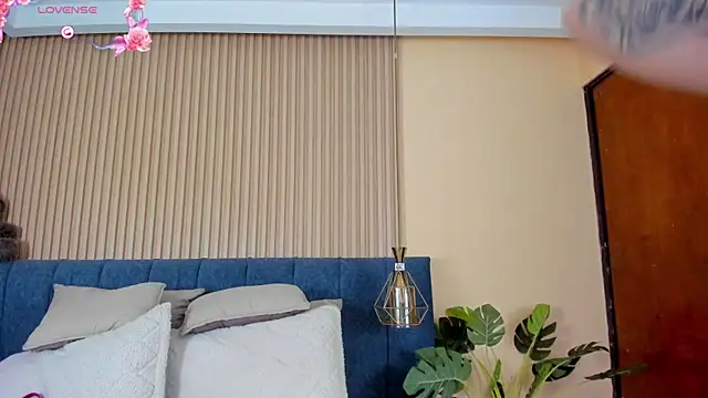 Snapshot of kathecute__ chatting on 21, 11, 2025 kathecute online show from 21, 11, 2025