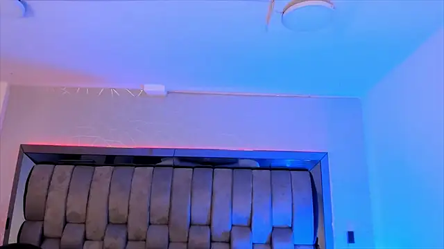 Snapshot of ChaynnaCooper chatting on 20, 2, 2025 ChaynnaCooper online show from 20, 2, 2025