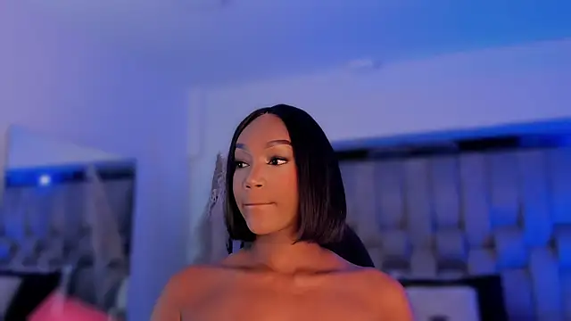 Snapshot of ChaynnaCooper chatting on 9, 11, 2025 ChaynnaCooper online show from 9, 11, 2025