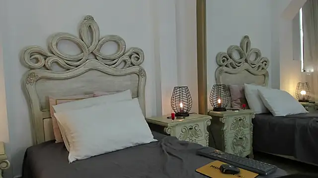 Snapshot of SamanthaFerrer__ chatting on 23, 9, 2025 SamanthaFerrer online show from 23, 9, 2025