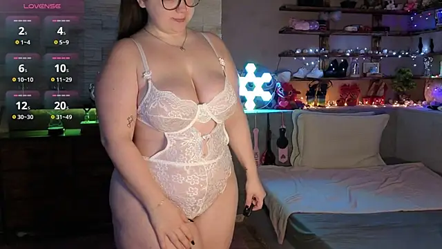 Kimberly-Caprice online show from 14, 1, 2026