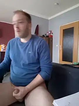 Snapshot of Henner33 chatting on 2, 3, 2025 Henner33 online show from 2, 3, 2025