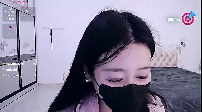 Snapshot of CN-xiaofei chatting on 7, 3, 2025 CN-xiaofei online show from 7, 3, 2025