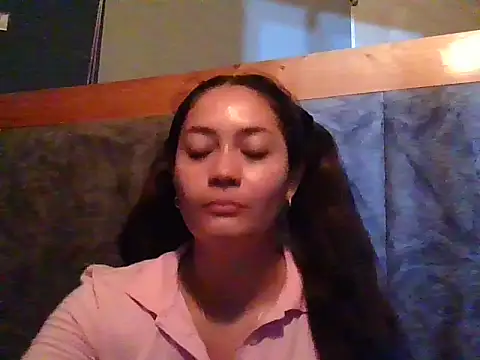 Snapshot of Nikkinata chatting on 29, 10, 2025 Nikkinata online show from 29, 10, 2025