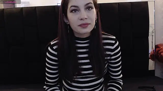  yuyi online show from 21, 2, 2025