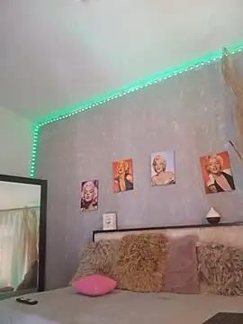 Snapshot of nahiarapalmer19 chatting on 25, 10, 2025 nahiarapalmer19 online show from 25, 10, 2025