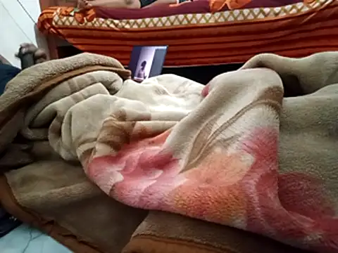 CuteyCouple online show from 29, 3, 2026