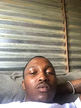 Snapshot of realGsign chatting on 8, 2, 2025 realGsign online show from 8, 2, 2025