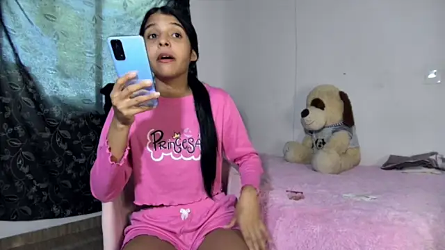 Michi sexy online show from 27, 2, 2026