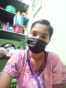 anusiya01 online show from 4, 1, 2025