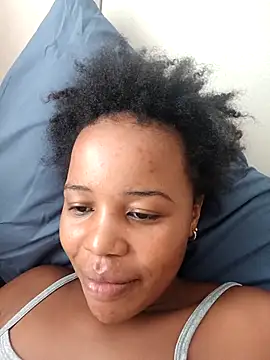 Snapshot of cattallinna98 chatting on 28, 11, 2025 cattallinna98 online show from 28, 11, 2025