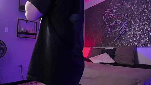 Snapshot of KatyXXX_gh chatting on 3, 1, 2025 KatyXXX gh online show from 3, 1, 2025