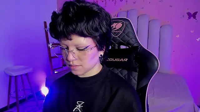 Snapshot of KatyXXX_gh chatting on 12, 3, 2025 KatyXXX gh online show from 12, 3, 2025