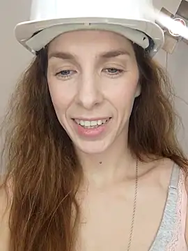 YourSuperModel online show from 28, 10, 2025