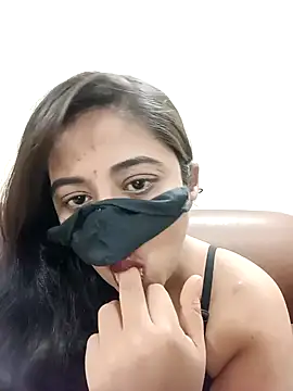 DIZZLING DIVA online show from 9, 1, 2025