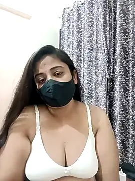 DIZZLING DIVA online show from 11, 1, 2025