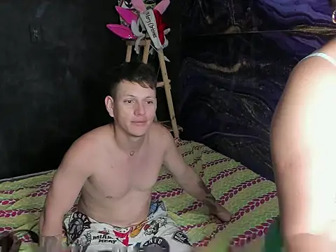 Snapshot of Zara_cum69 chatting on 8, 1, 2025 Zara cum69 online show from 8, 1, 2025