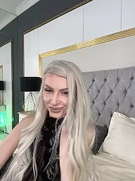 Snapshot of KiaHarper chatting on 14, 2, 2025 KiaHarper online show from 14, 2, 2025