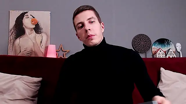 Snapshot of Chris_Brien chatting on 6, 12, 2024 Chris Brien online show from 6, 12, 2024