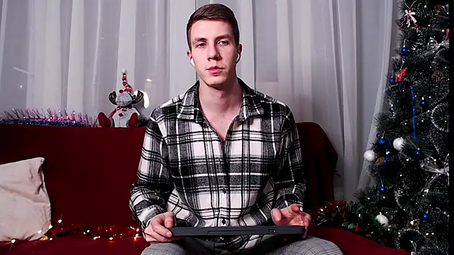 Snapshot of Chris_Brien chatting on 13, 1, 2025 Chris Brien online show from 13, 1, 2025