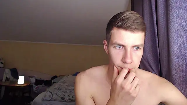 Snapshot of Chris_Brien chatting on 15, 10, 2025 Chris Brien online show from 15, 10, 2025