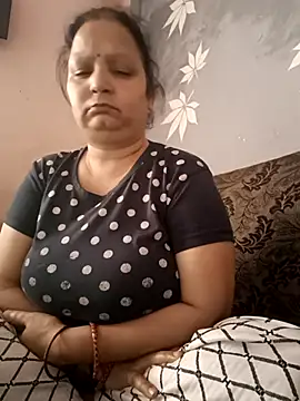 Snapshot of Kavya_kapoor chatting on 13, 3, 2025 Kavya kapoor online show from 13, 3, 2025