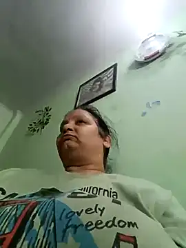 Snapshot of Kavya_kapoor chatting on 15, 3, 2025 Kavya kapoor online show from 15, 3, 2025