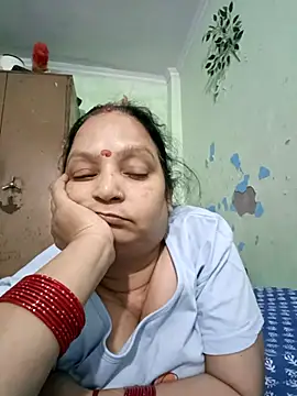 Snapshot of Kavya_kapoor chatting on 22, 10, 2025 Kavya kapoor online show from 22, 10, 2025