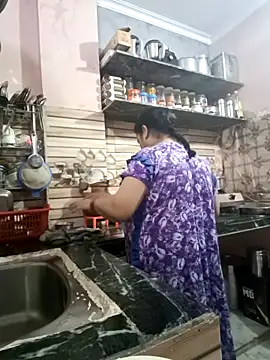 Snapshot of Kavya_kapoor chatting on 30, 10, 2025 Kavya kapoor online show from 30, 10, 2025