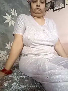 Snapshot of Kavya_kapoor chatting on 2, 11, 2025 Kavya kapoor online show from 2, 11, 2025