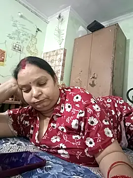 Snapshot of Kavya_kapoor chatting on 3, 11, 2025 Kavya kapoor online show from 3, 11, 2025