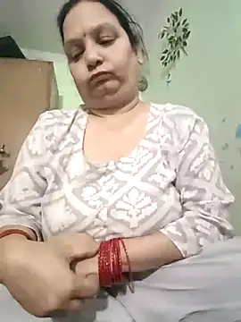 Snapshot of Kavya_kapoor chatting on 6, 11, 2025 Kavya kapoor online show from 6, 11, 2025