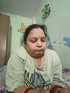 Snapshot of Kavya_kapoor chatting on 8, 11, 2025 Kavya kapoor online show from 8, 11, 2025