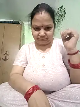 Snapshot of Kavya_kapoor chatting on 23, 11, 2025 Kavya kapoor online show from 23, 11, 2025