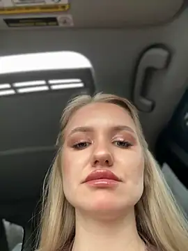 Devill Angel  online show from 8, 11, 2025