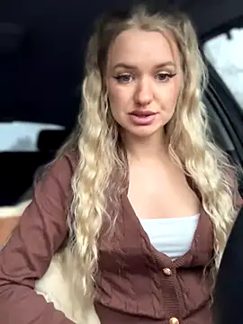 Devill Angel  online show from 26, 11, 2025